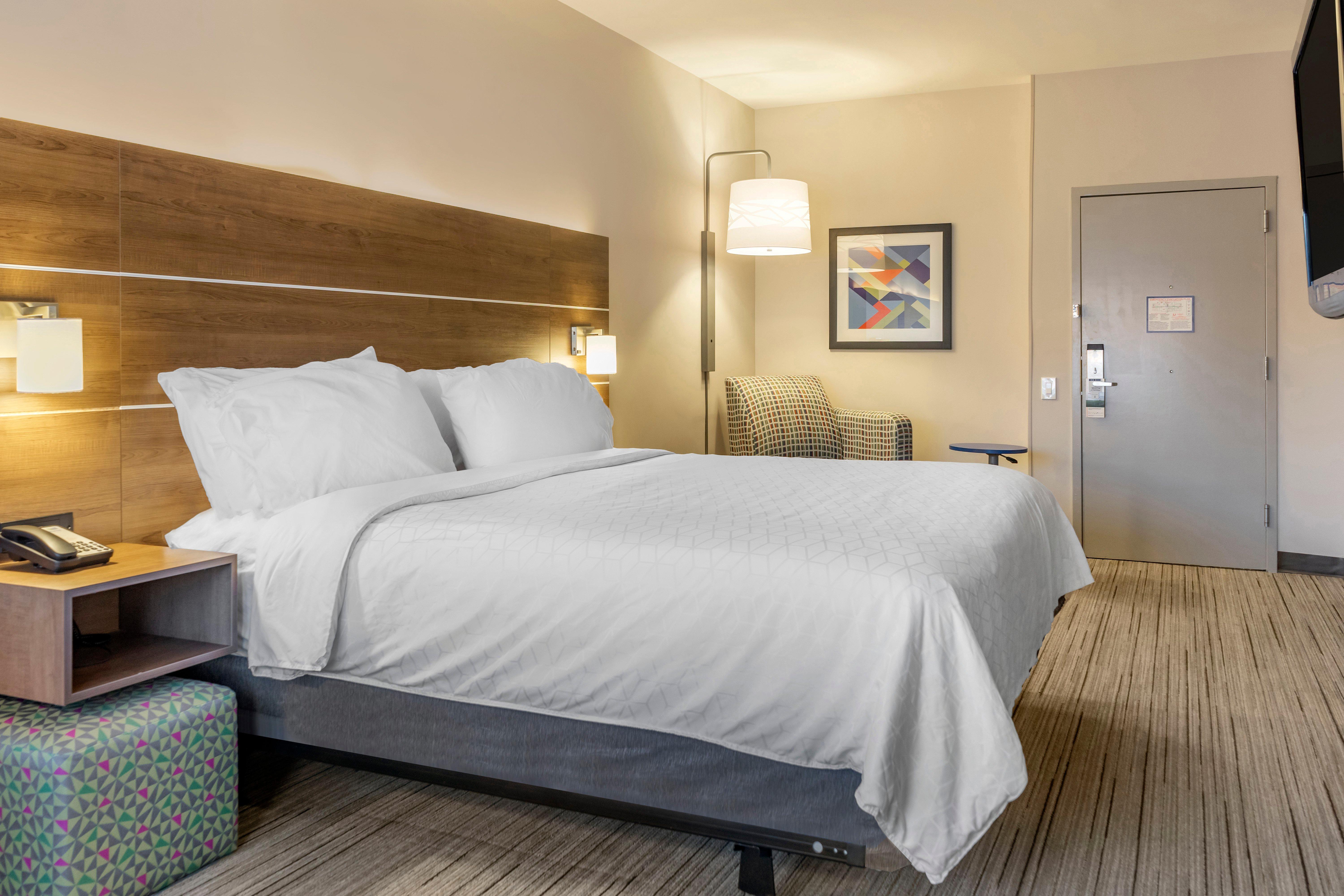 Holiday Inn Express Hotel & Suites Albuquerque Midtown By Ihg Екстериор снимка