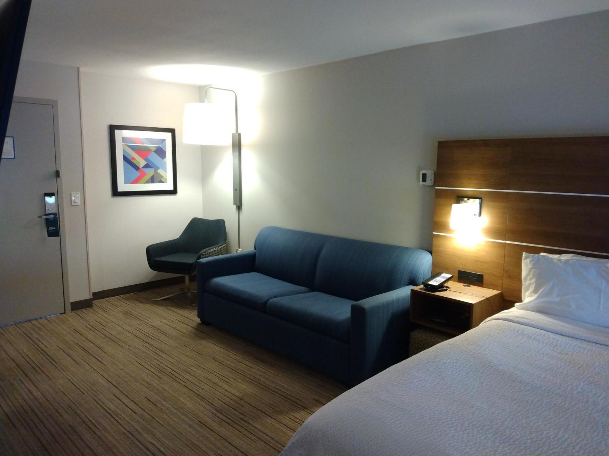 Holiday Inn Express Hotel & Suites Albuquerque Midtown, An Ihg Hotel Екстериор снимка