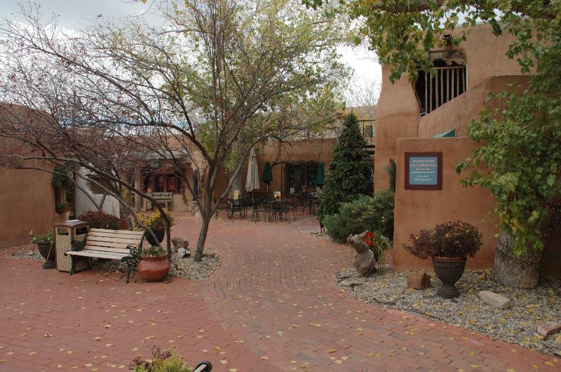 Holiday Inn Express Hotel & Suites Albuquerque Midtown By Ihg Екстериор снимка